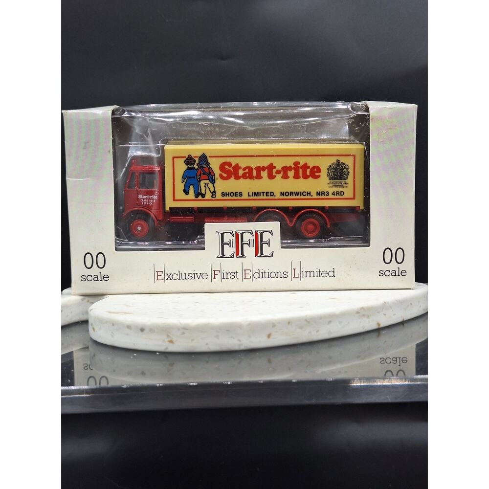 EFE EXCLUSIVE First Editions START RIGHT SHOES LTD 1/76 AEC Mammoth Van 00 Scale